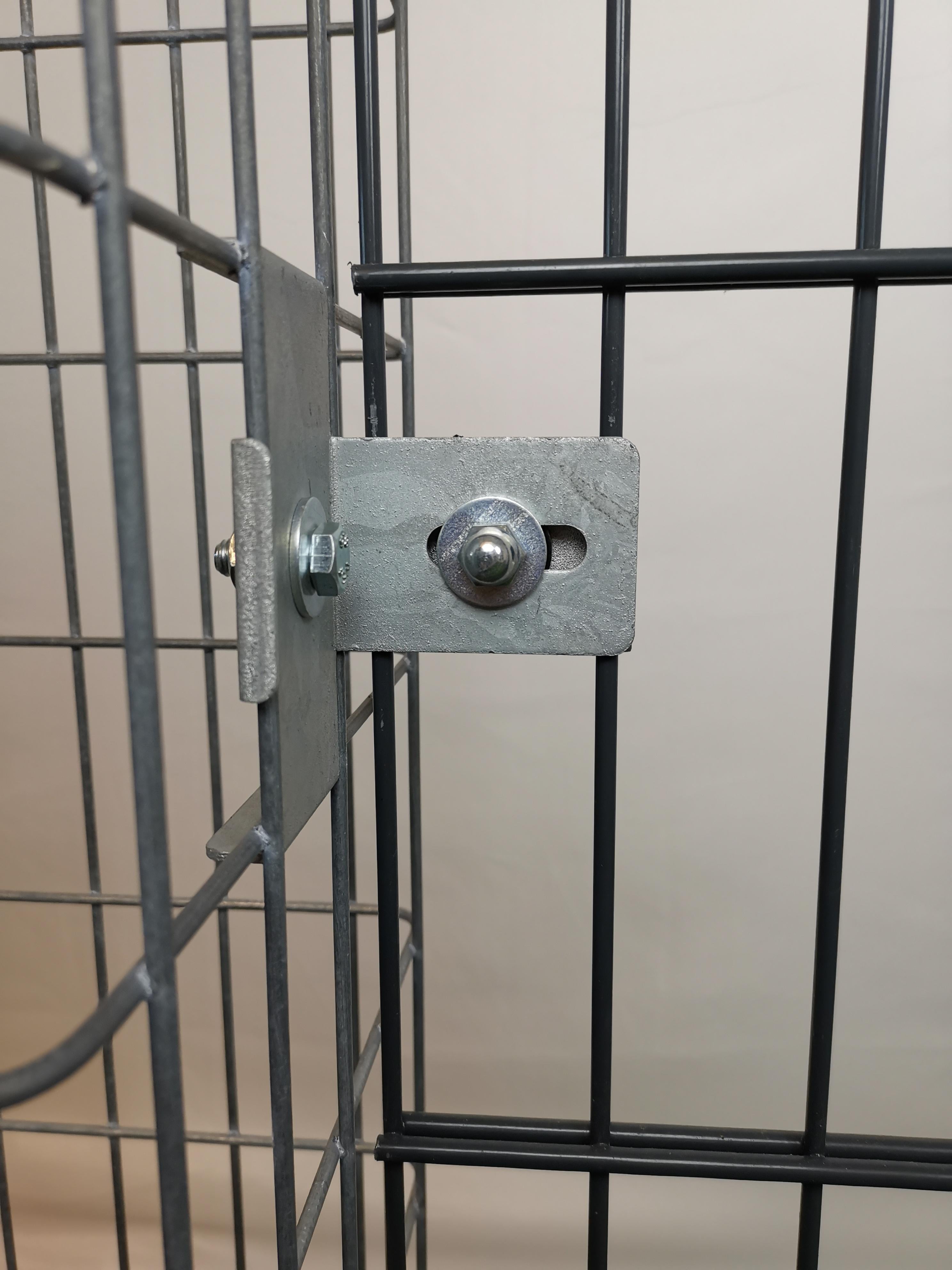 Klemme med hegnsholder 5 x 10 cm, til dobbelt stangmåtte, galvaniseret