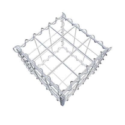 Schanskorf 30 cm x 30 cm x 30 cm (L x H x D), maaswijdte 10 cm x 10 cm, spiraalvormig