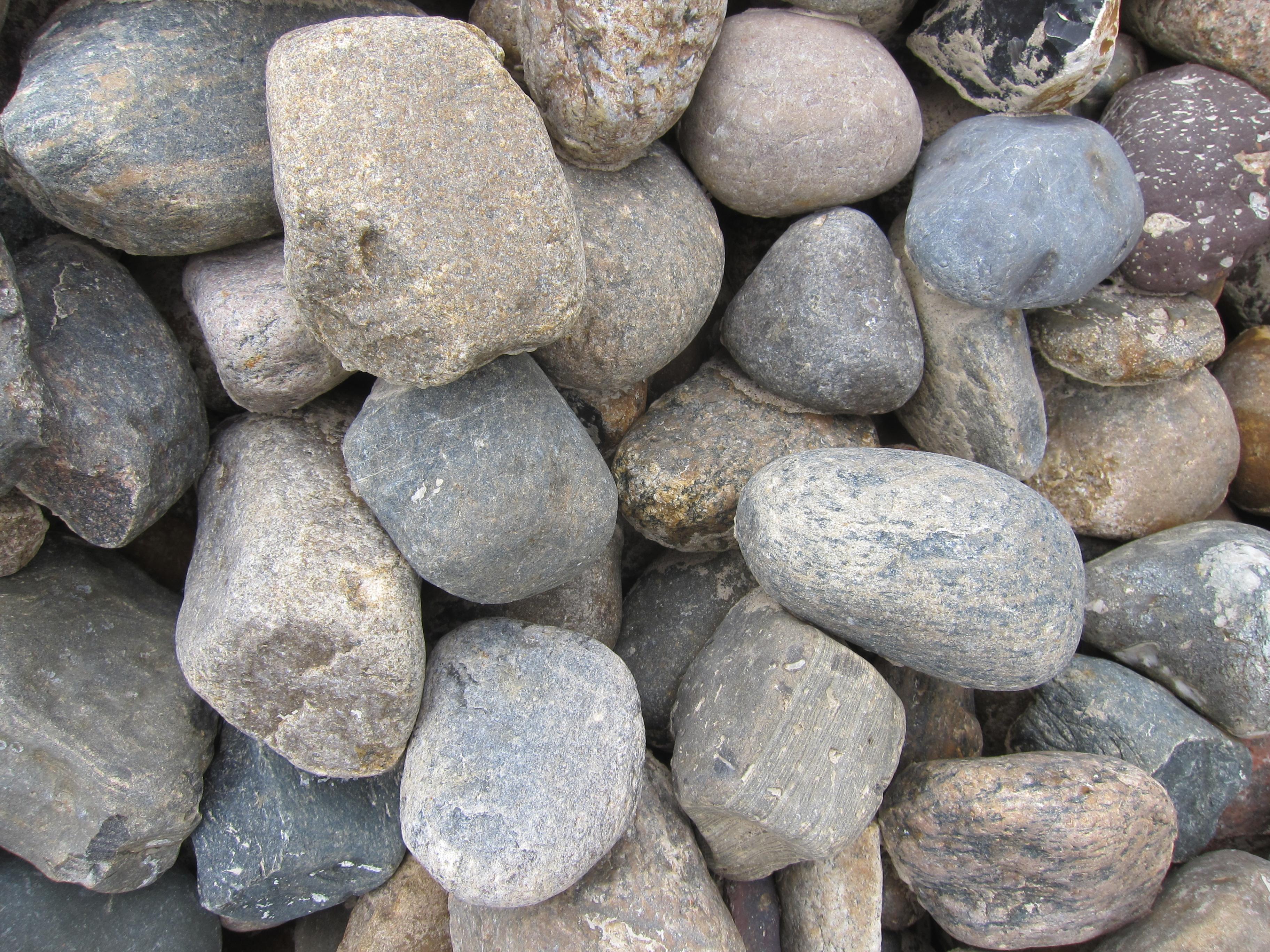 North Sea pebbles 60 to 80 mm