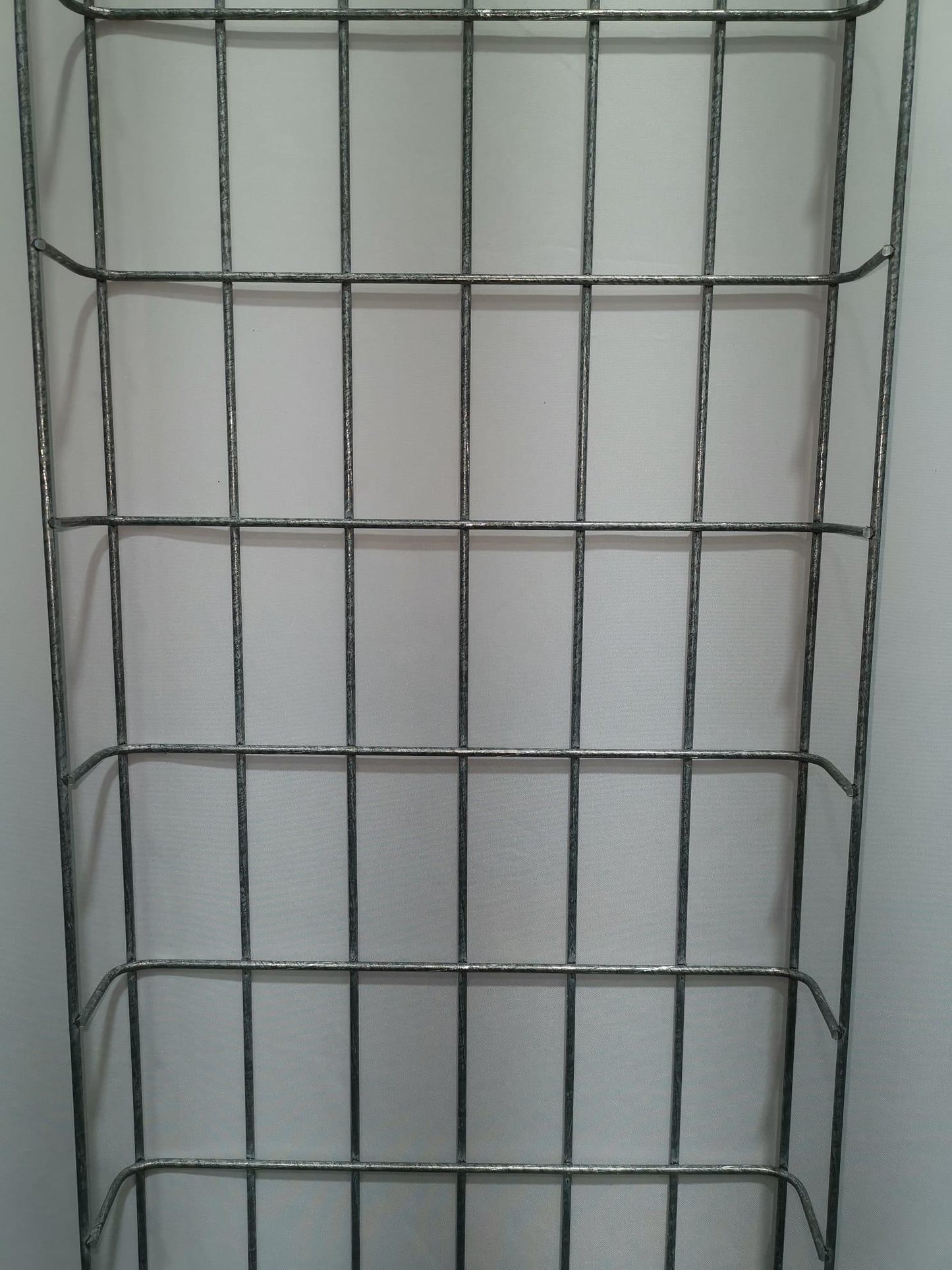 Trellis længde 29 cm, dybde 5 cm, maskestørrelse 5 x 10 cm